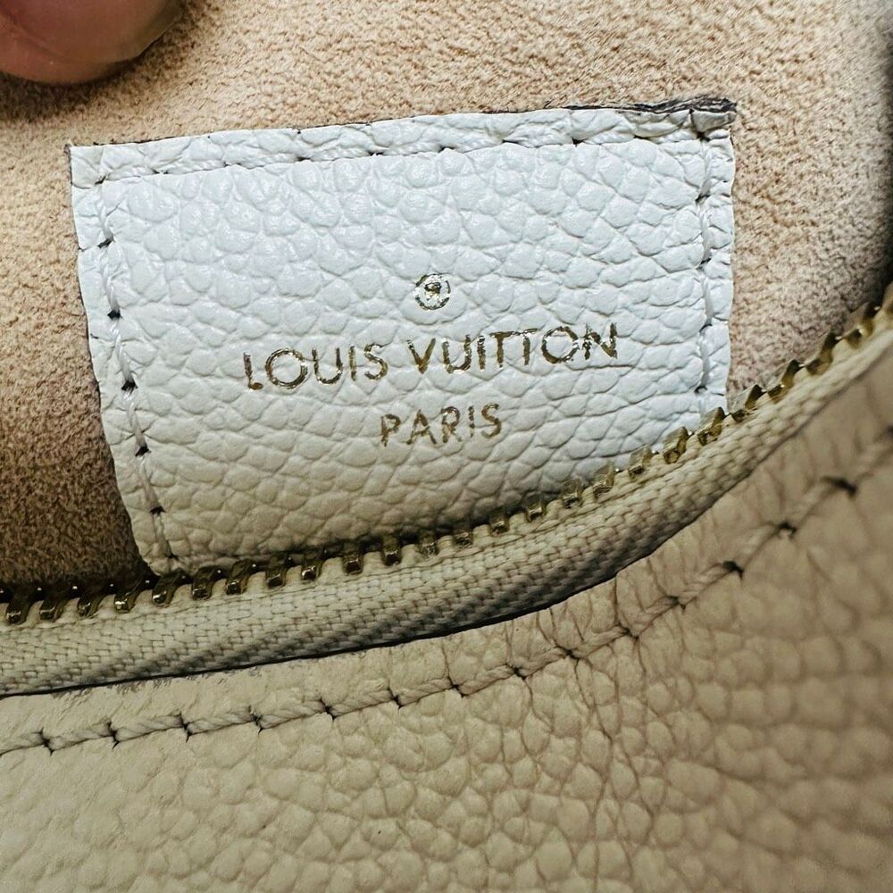Louis Vuitton Bagatelle Empreinte - Picture 15 of 16